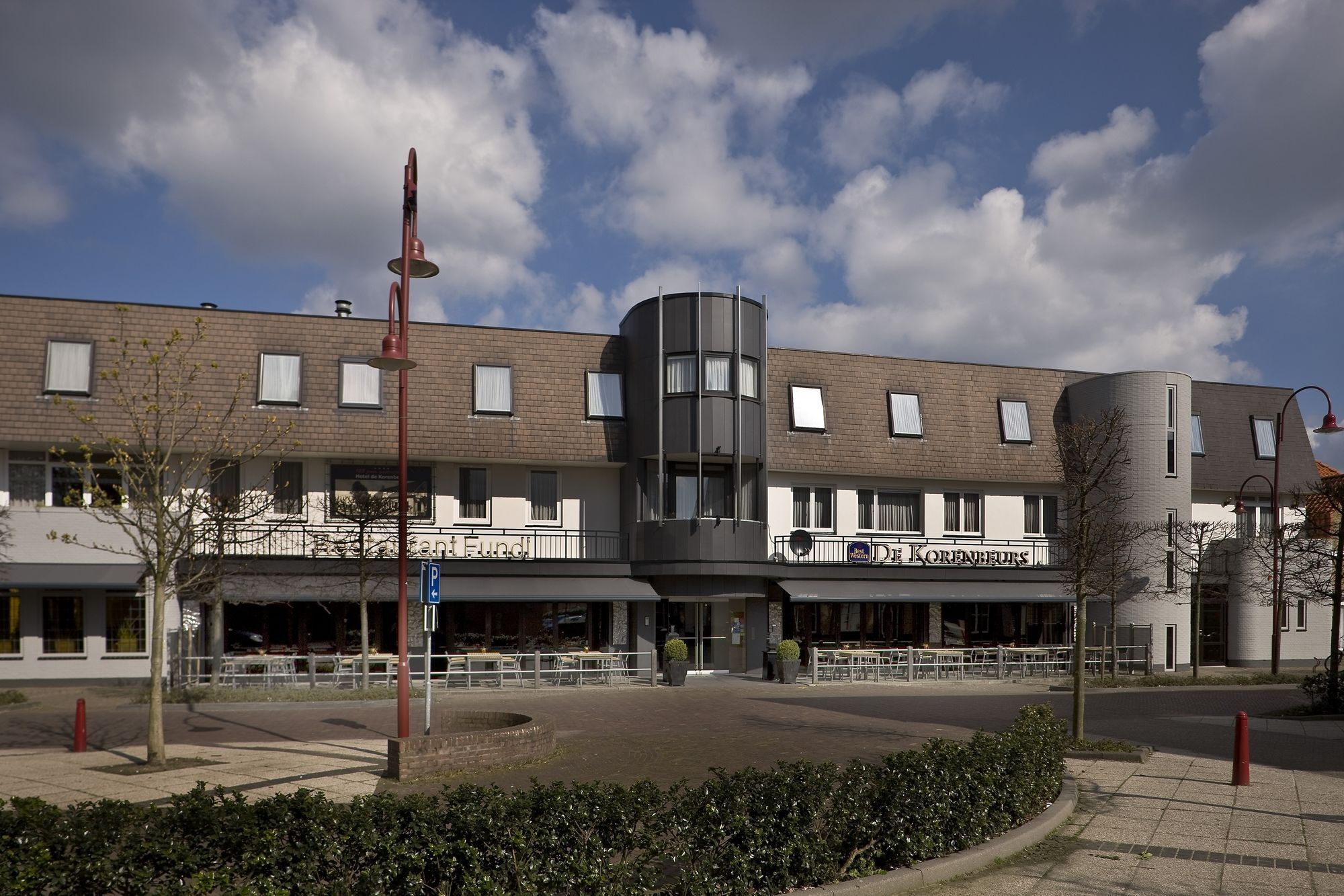 Hotel de Korenbeurs Made Exterior foto